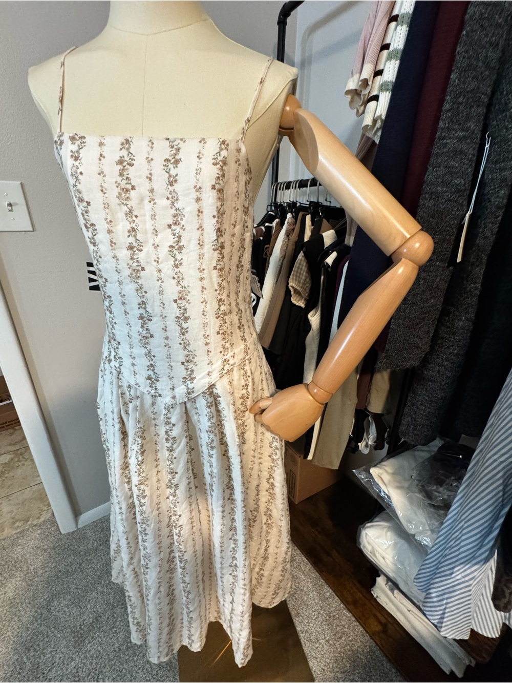 HYFVE Cream Floral Spaghetti-Strap Midi Dress